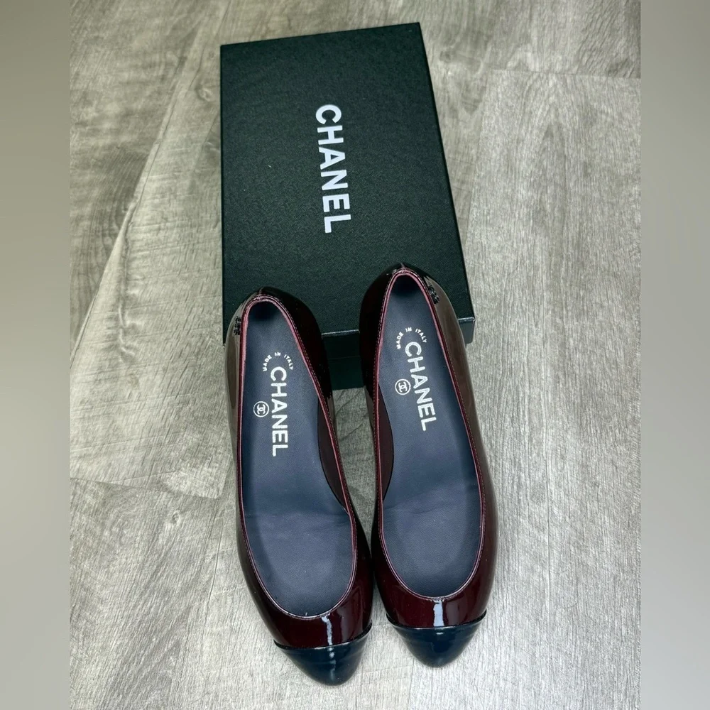 Authentic CHANEL Ballet Flats Size 36 1/2